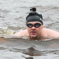Latvijas 'roņi' valsts svētkiem 18. novembrī veltīs īpašu peldējumu