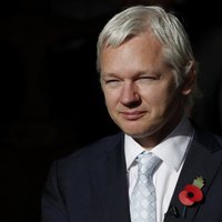 'WikiLeaks': Ekvadora pārtraukusi tās vēstniecībā dzīvojošā Asanža interneta savienojumu
