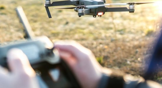 Огрская гимназия начнет обучать учеников сборке и пилотированию дронов