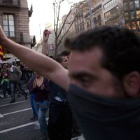 Spāņi protestē pret augsto bezdarba līmeni