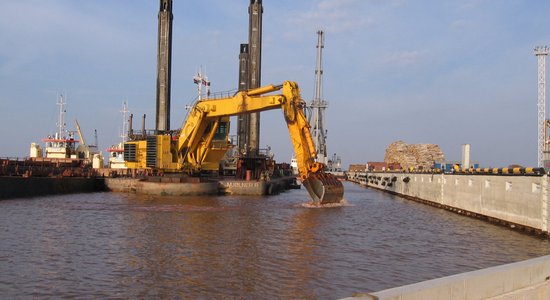 Biedrība atkārtoti pauž bažas par potenciālu Skultes LNG termināļa projekta tapšanu