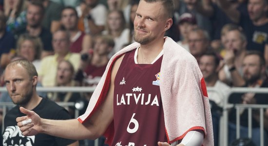 Porziņģis ESPN veidotajā NBA labāko spēlētāju rangā piekāpjas abiem Lietuvas 'torņiem'