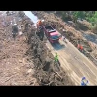 Video: Tbilisi atkopjas un sēro pēc postošajiem plūdiem