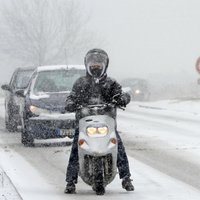Sniegputenis rada satiksmes traucējumus Eiropā