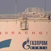 'Rosņeft' min uz papēžiem 'Gazprom' un cīnās par ietekmi Kremlī