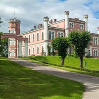 Отдохнуть вдвоем: Топ-6 самых романтичных замков и поместий Латвии