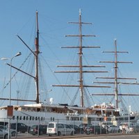 ФОТО: В Таллинне причалил "пятизвездочный круизный парусник" — барк Sea Cloud II