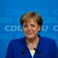 Merkele neizslēdz Vācijas piedalīšanos gaisa triecienos pret Sīriju