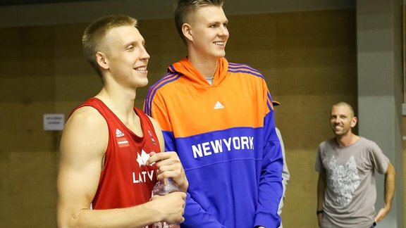 Porziņģis viesojas Latvijas basketbola izlases treniņā - 23