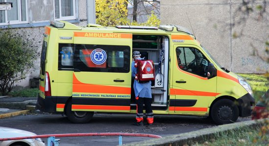 Šogad jau 92 uzbrukumi NMPD brigādēm – dienests izstrādā drošības pasākumus