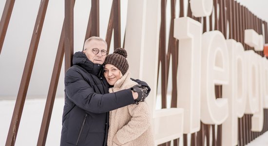 Izvējot galvu un piešķilt gaismiņu. Pastaiga pa Liepāju lieliskā kompānijā