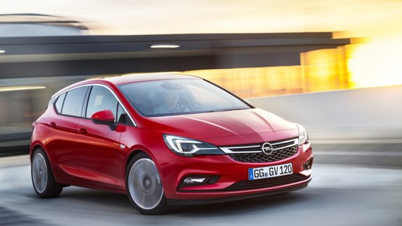 Opel Astra (2015)