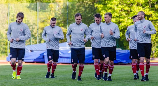Latvijas futbola izlase cīņā par Baltijas kausu tiekas ar Lietuvu