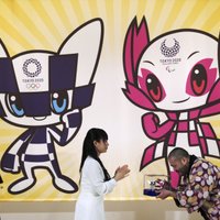 2020. gada Tokijas olimpisko spēļu rīkotāji laiž pārdošanā pirmos talismanu suvenīrus