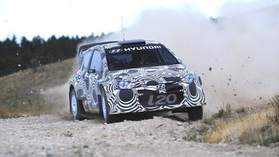 I20-WRC-September-Gravel-Test-1