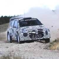 Video: 'Hyundai i20 WRC' trenējas Spānijas putekļos