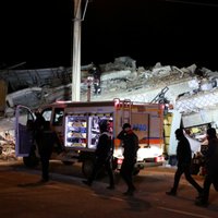 Turcijā sākta izmeklēšana par 'provokatīviem' ierakstiem sociālajos medijos saistībā ar zemestrīci