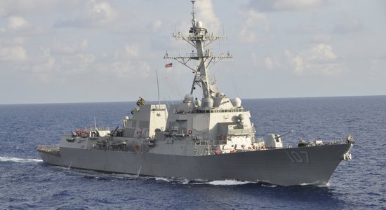 Вертолеты ВМС США потопили катера хуситов в Красном море после попытки захвата торгового судна