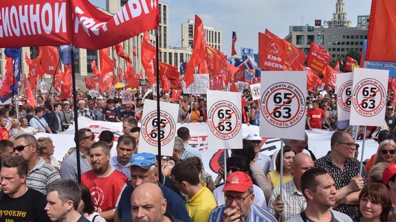 Krievijā protesti pret pensionēšanās vecuma paaugstināšanu - 3