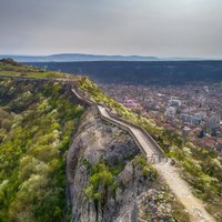 Varens mūris Bulgārijā, no kura paveras skaists skats
