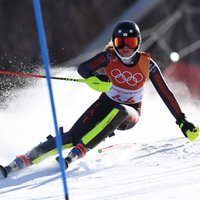 Kalnu slēpotāja Lelde Gasūna sacensību apritē atgriežas ar pjedestālu FIS sacensībās Austrijā