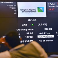 Dienu pēc debijas biržā 'Saudi Aramco' tirgus vērtība pārsniegusi divus triljonus dolāru