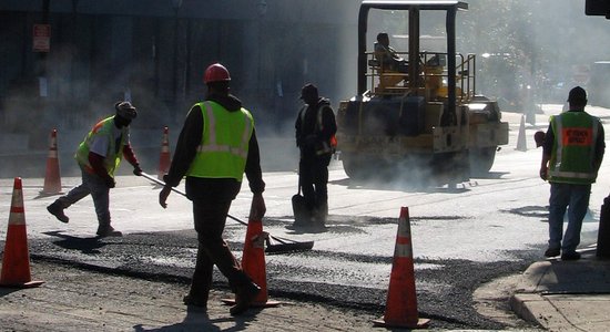 Latvijā vīriešu bezdarbinieku skaits ir par 6,3 tūkstošiem lielāks nekā sieviešu