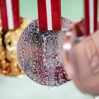 ФОТО: Представлены медали чемпионата мира по хоккею в Риге