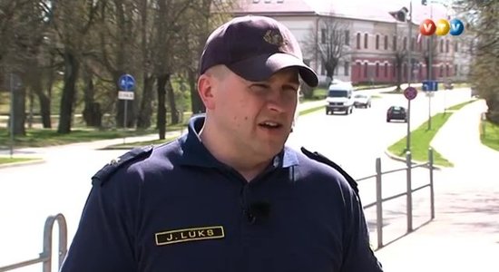 Video: Policijas komentārs par 'pamatiedzīvotāju ķēniņienes' aizturēšanu