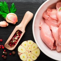 Россия готовит запреты на импорт мяса птицы и яиц из Европы