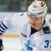 Bārtulis un 'Admiral' gada pēdējā KHL spēlē uzvar 'Kuņluņ Red Star'