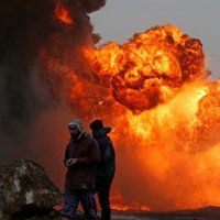 'Daesh' Irākas ziemeļos pielaiduši uguni naftas urbumiem