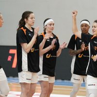 'TTT Rīga' basketbolistes izcīna devīto LSBL čempiontitulu pēc kārtas