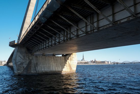 Вантовый мост отремонтируют в 2028-м, Земитанский мост сдадут раньше срока — мэр Риги