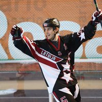 Latvijas vīriešu izlase hokejā uz skrituļslidām IIHF neatzīto PČ iesāk ar uzvaru