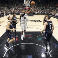 Dāvja Bertāna pārstāvētā 'Spurs' pārliecinoši uzvar 'Magic'