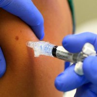 Из-за нехватки вакцин от дифтерии взрослых призывают пока отложить прививки