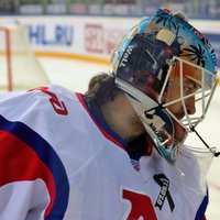 'Lokomotiv' vārtsargs Murigins labojis KHL 'sauso' spēļu rekordu