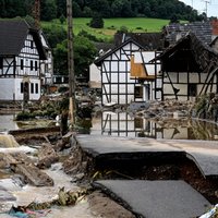 Bojāgājušo skaits plūdos Vācijā un Beļģijā pieaudzis līdz 157
