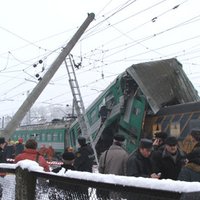 Rīgas centrā notikusi vilcienu katastrofa, trīs bojā gājušie (papildināts)