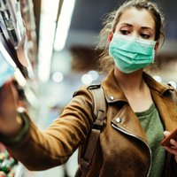 Saslimstība ar gripu un Covid-19 Latvijā turpina mazināties