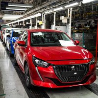 'Peugeot' un 'Citroen' autoražotājam realizācija nokritusies par 30%
