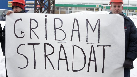 Arodbiedrības protests pie IKI biroja - 18