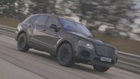 Video: 'Bentley' apvidnieks sasniedz 301 km/h