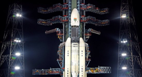 ВИДЕО: Индия запустила на Луну космическую станцию для исследований и поиска воды