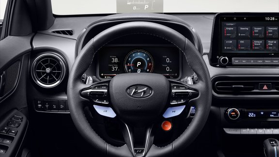 Hyundai Kona N merinstrumentu panelis