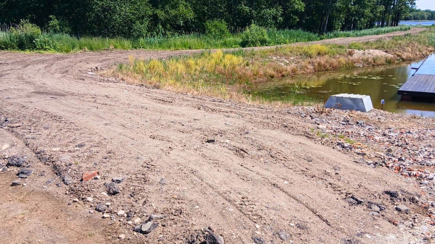 Šēnheidas ezera aizsargjoslā notikusi patvaļa; uzsākts administratīvais process