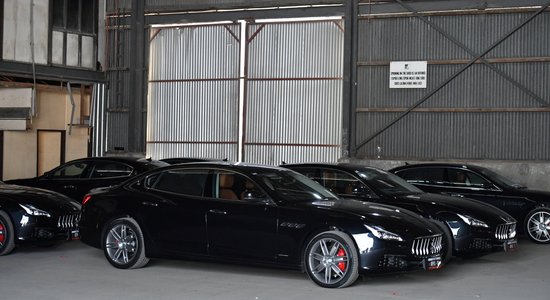 Papua-Jaungvineja spiesta ar zaudējumiem pārdot smalko 'Maserati' autoparku
