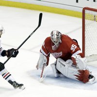 'Blackhawks' panāk septīto spēli NHL Austrumu konferences pusfinālā