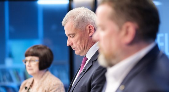 Eiropas Parlamenta debatēs pie Dombura asi strīdi, kur ieguldīt vairāk naudas